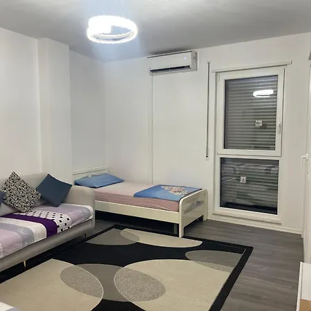 Apartment White Nest *